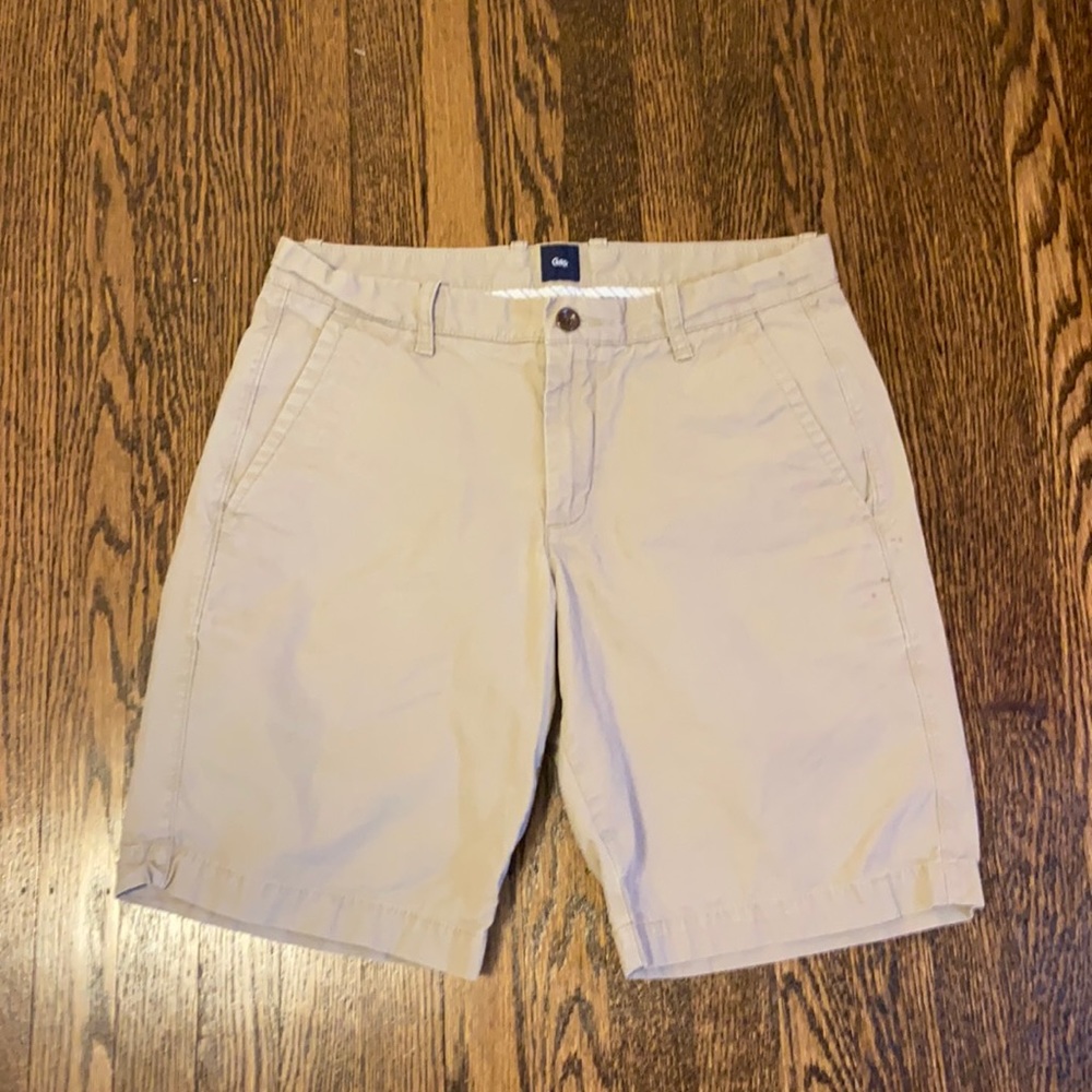 Gap Khacki Shorts